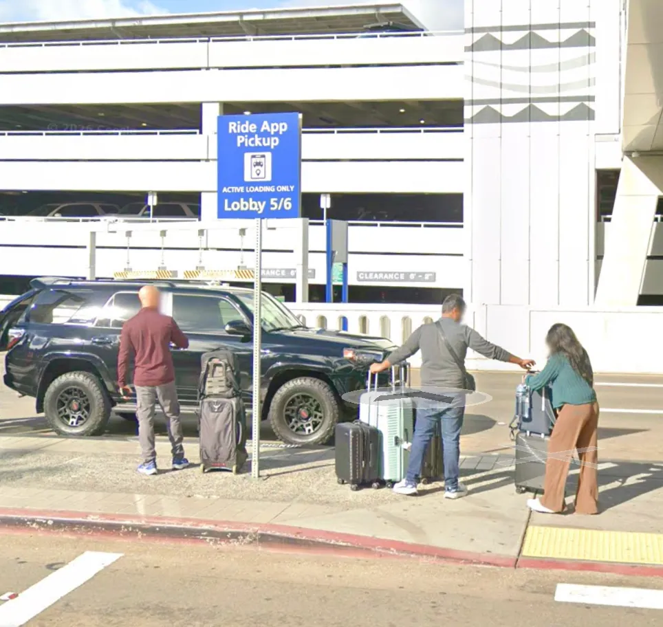 Honolulu Daniel K. Inouye International Airport: meeting point, photo 1